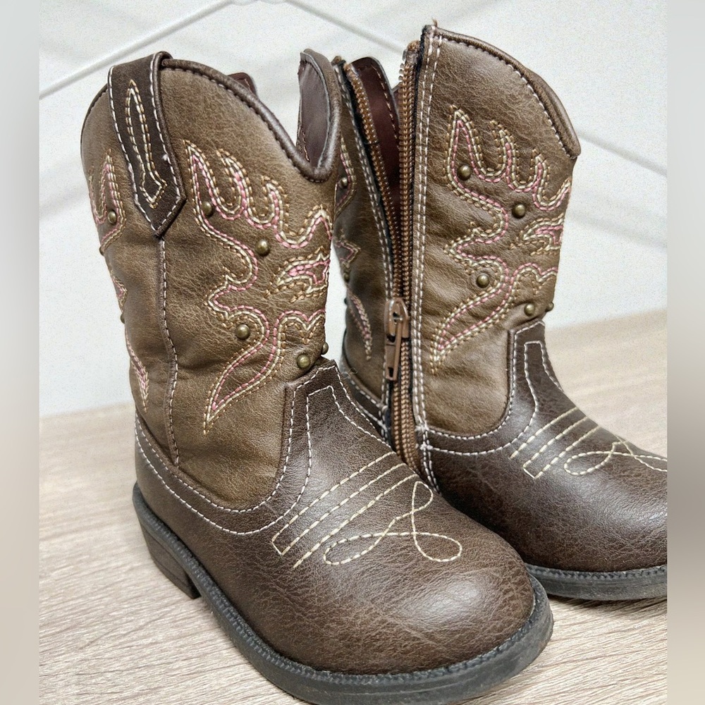 Toddler boots